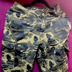 Fashion Nova cargo pants girls